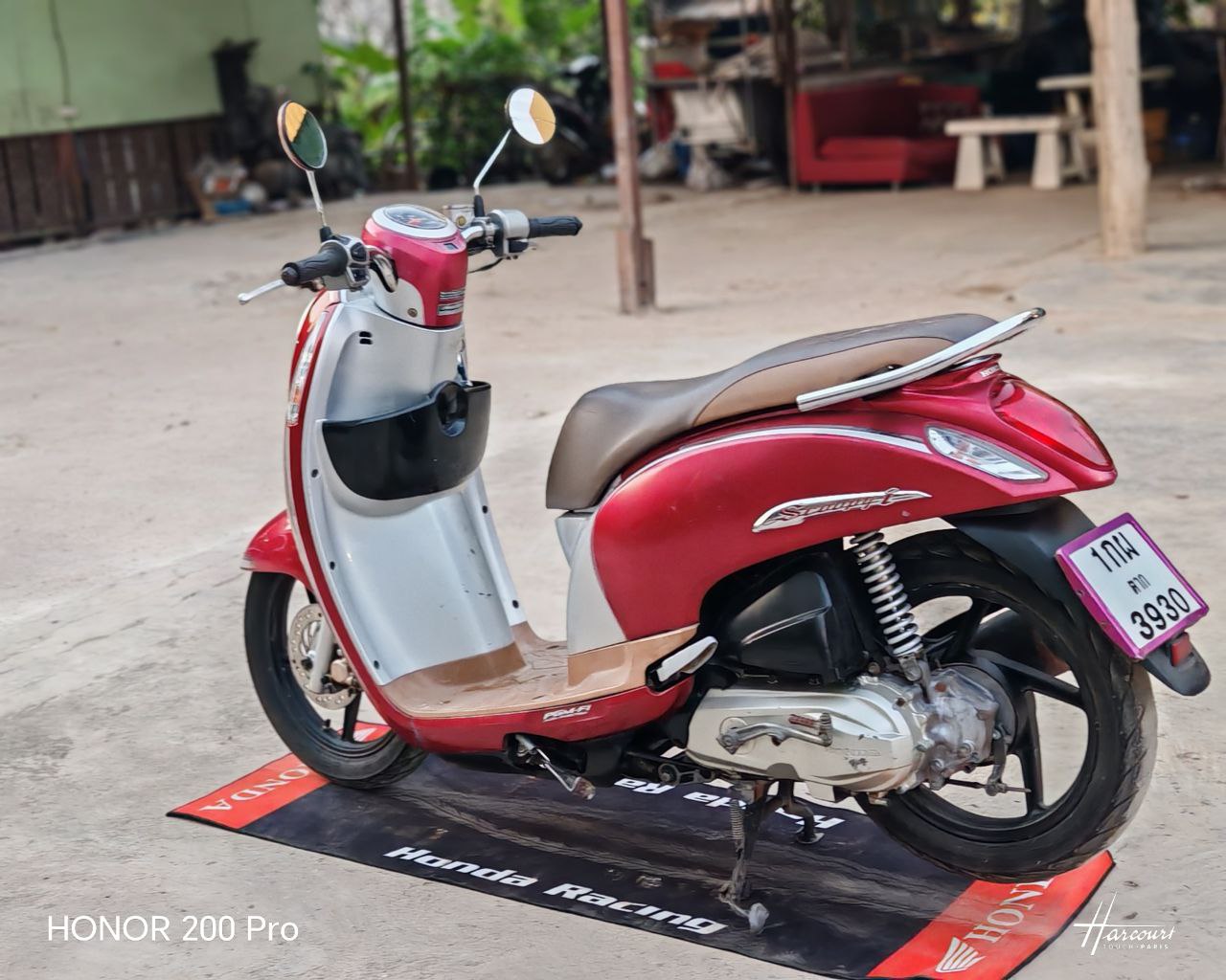 Honda scoopy model 2014